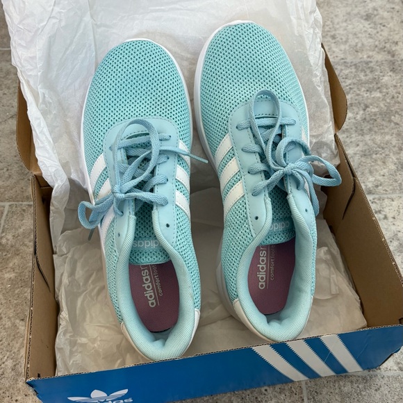 Brand new Adidas Sky Blue Casual Sneakers - Picture 6 of 7